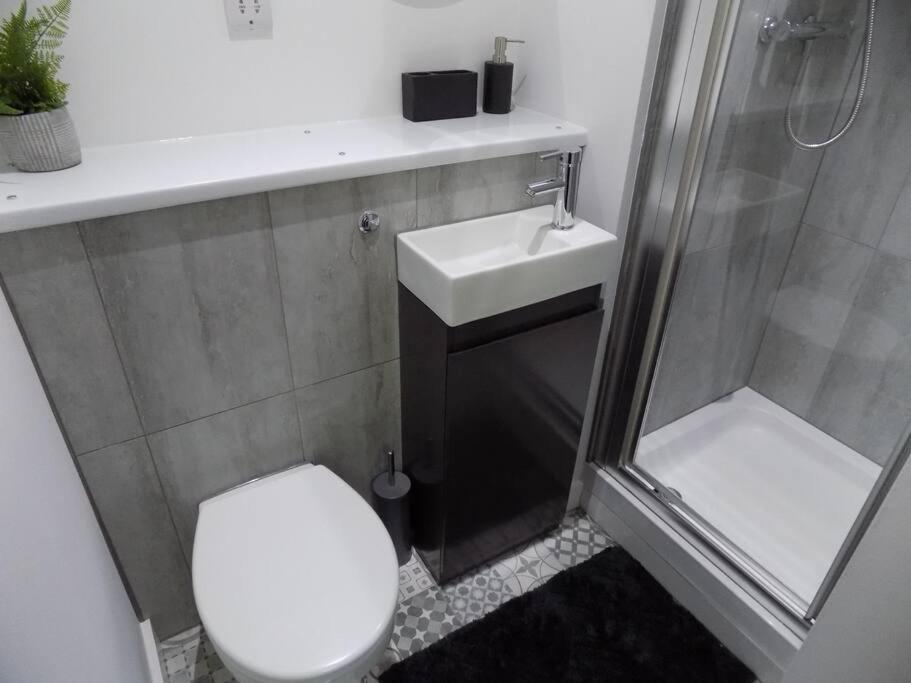 2 Bedroom Luxury City Centre Apt Lincoln Kültér fotó